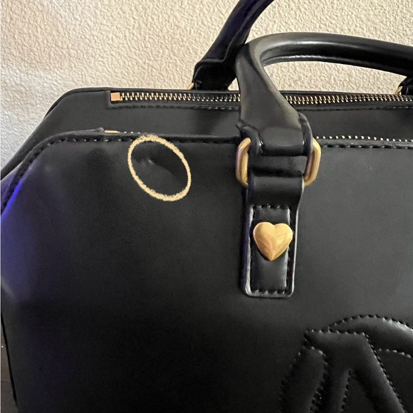 Love ❤️ Moschino Purse - Picture 7 of 16